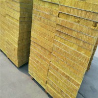 厂家批发高质量外墙专用复合板，岩棉防火保温板厂家【鑫烨】